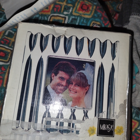 Mikasa Glamour Crystal Glass Photo Frame 2" x 2" QQ260/577 - Picture 4 of 7